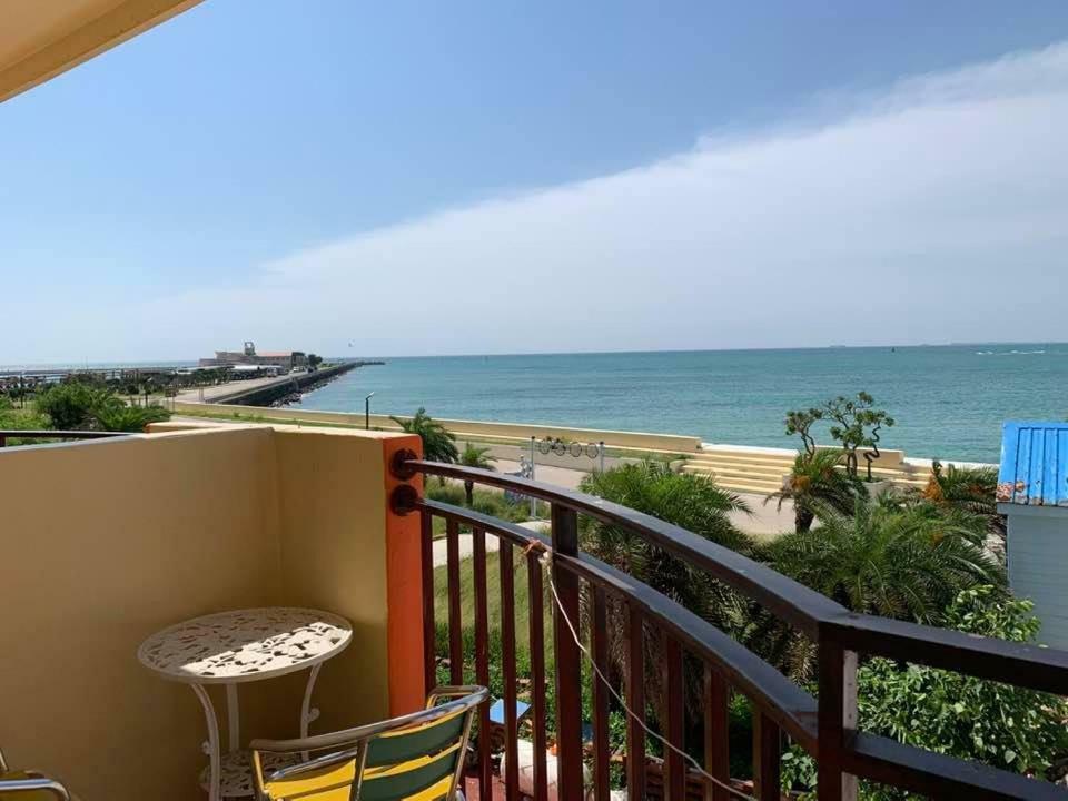 Captain'S Homestay Baisha Exterior photo